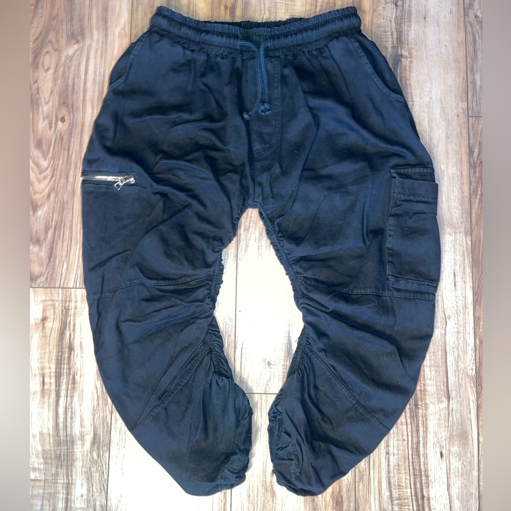 N.D.G Studio cargo Pants